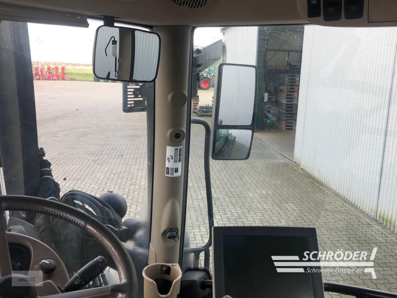 Traktor типа John Deere 6110 R ULTIMATE | RADGEWICHTE, Gebrauchtmaschine в Ahlerstedt (Фотография 17)